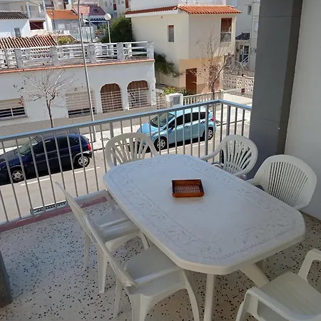 Edificio Atlantic Solo Familias Serviplaya *